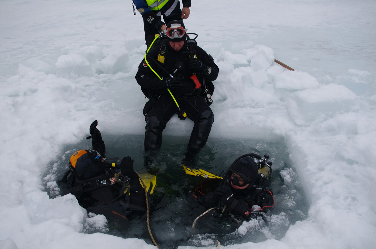 preparazione immersione sotto il ghiaccio